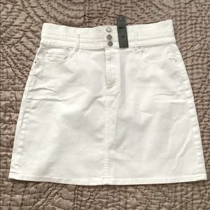 Ann Taylor White Denim Skirt sz 12P
